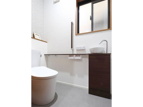 スタイリッシュなトイレ空間に