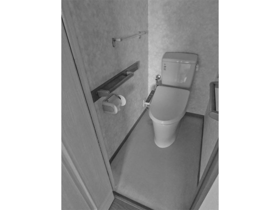 リフォーム前のトイレ