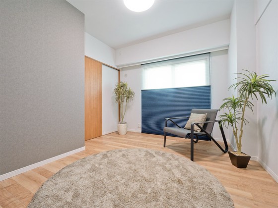 アクセントクロスがポイントの洋室