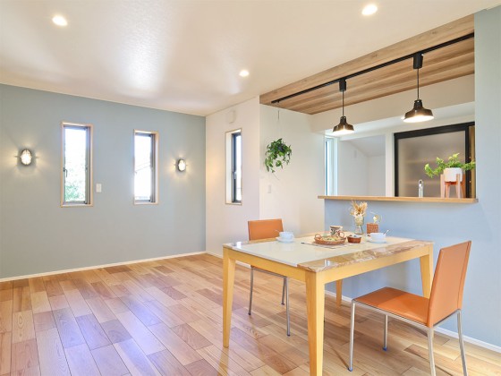 マリンライトのある、北欧ナチュラル空間