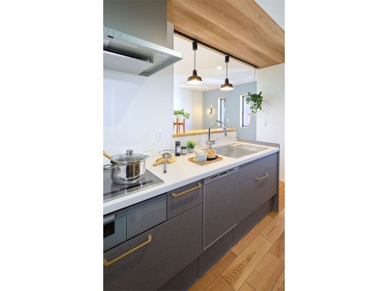 機能性充実のシステムキッチン