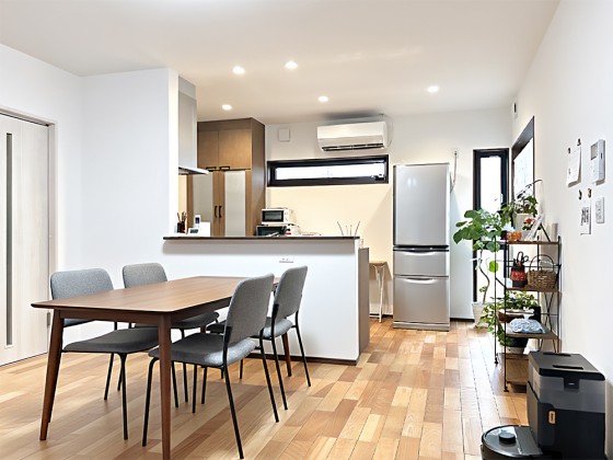 マグネット壁のあるダイニング