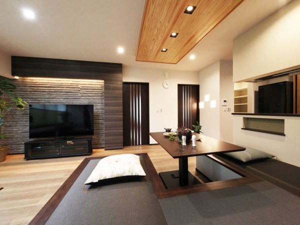 こだわりの畳コーナーで大満足！シックで重厚感のある空間へ大変身！