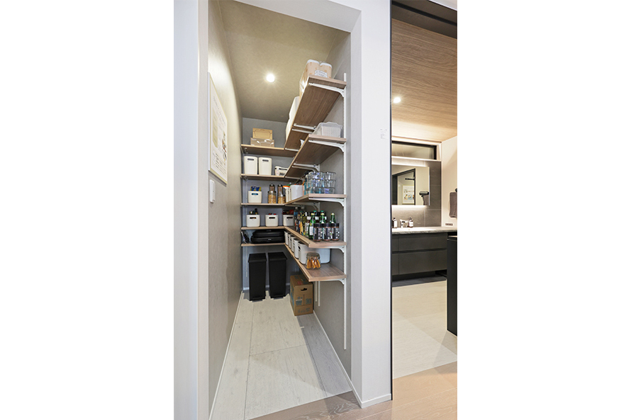 キッチンをより快適に、便利にするパントリー