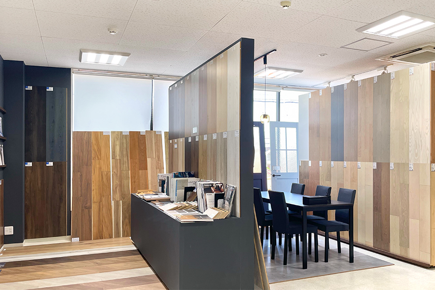 理想の一枚に出会える、フローリング体感ギャラリー